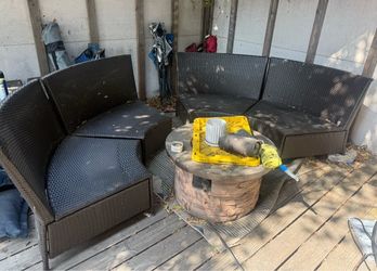 Free outdoor sitting  sofa