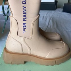 Off White Rain Boots Size 10