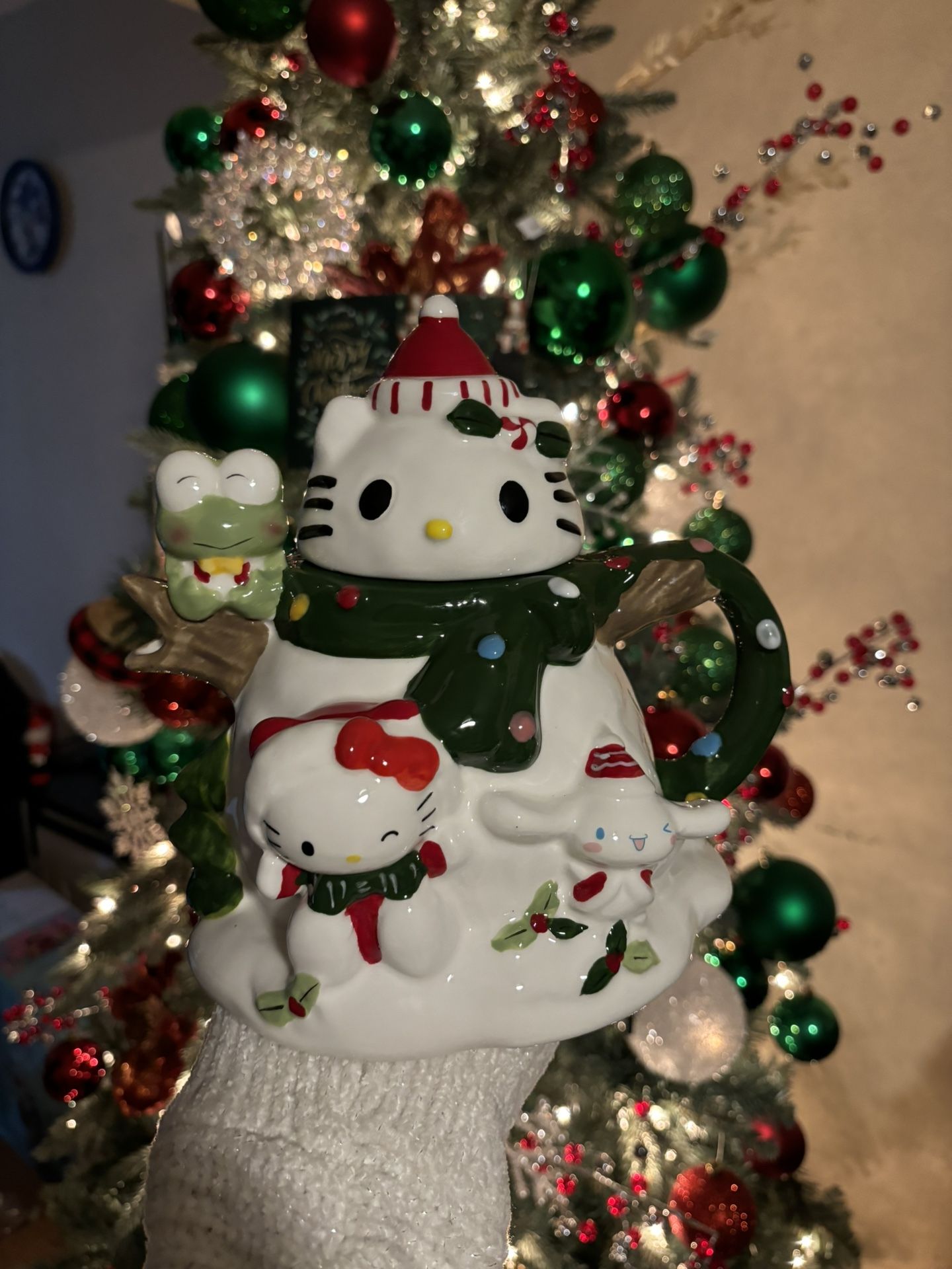 hello kitty ceramic