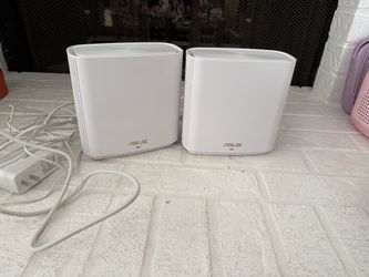 Tri Band WiFi Router (Mesh Network)
