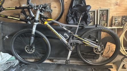 Cannondale mountain bike