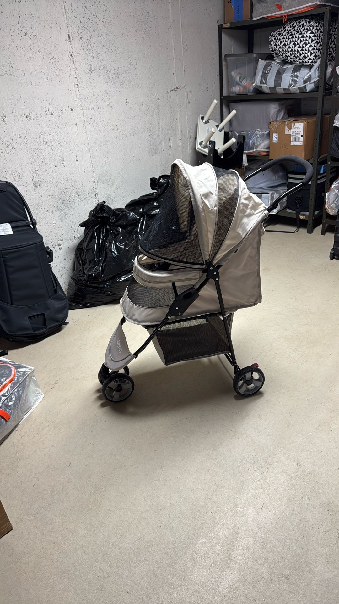 dog stroller