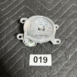 🌟2019 - 2025 TOYOTA COROLLA RH PASSENGER FOG LIGHT OEM