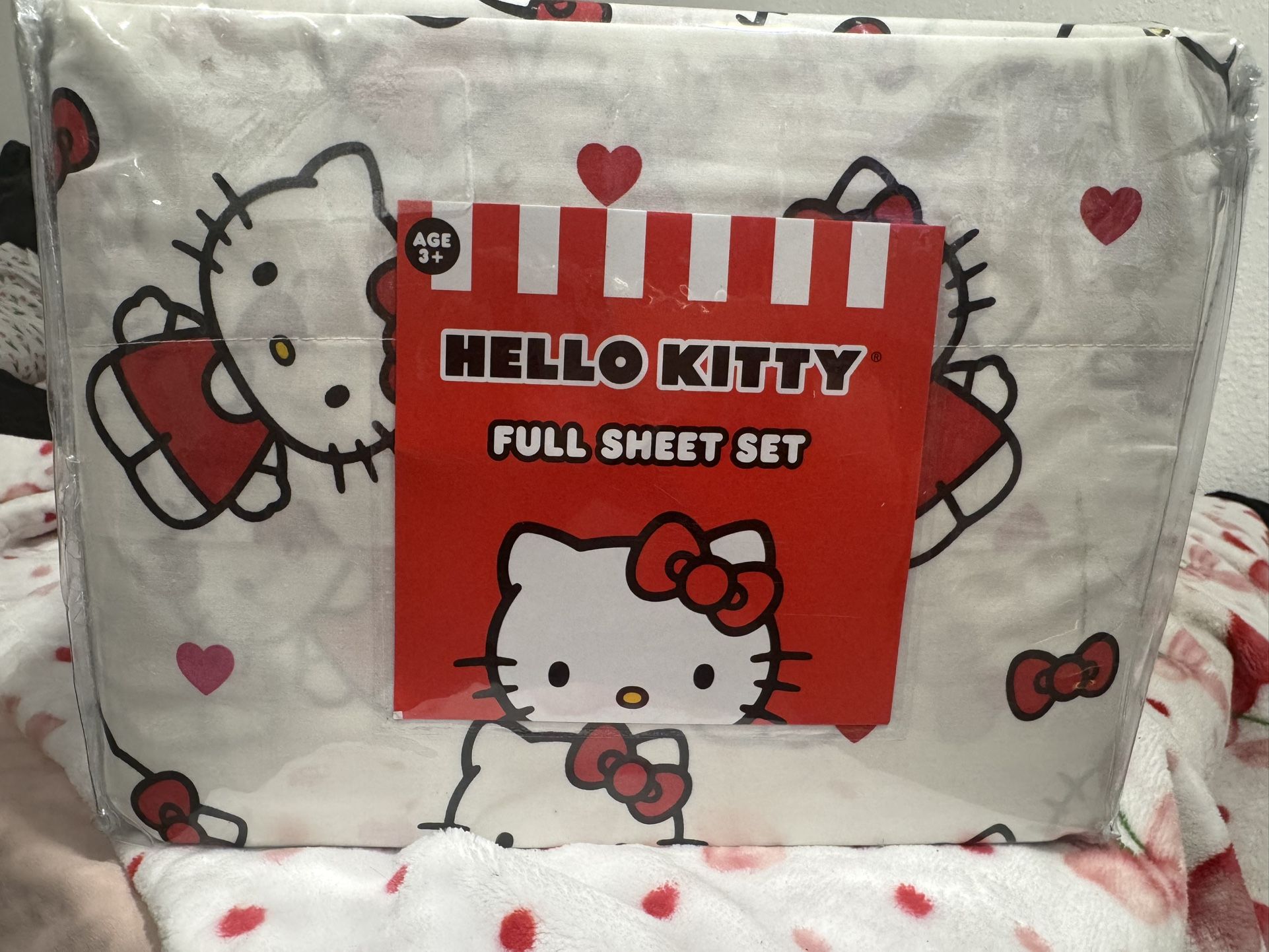 Hello Kitty Full Bed Sheet Set