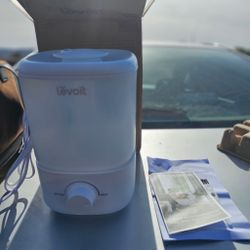 Levoit Cool Mist Humidifier – Open Box / Unused
