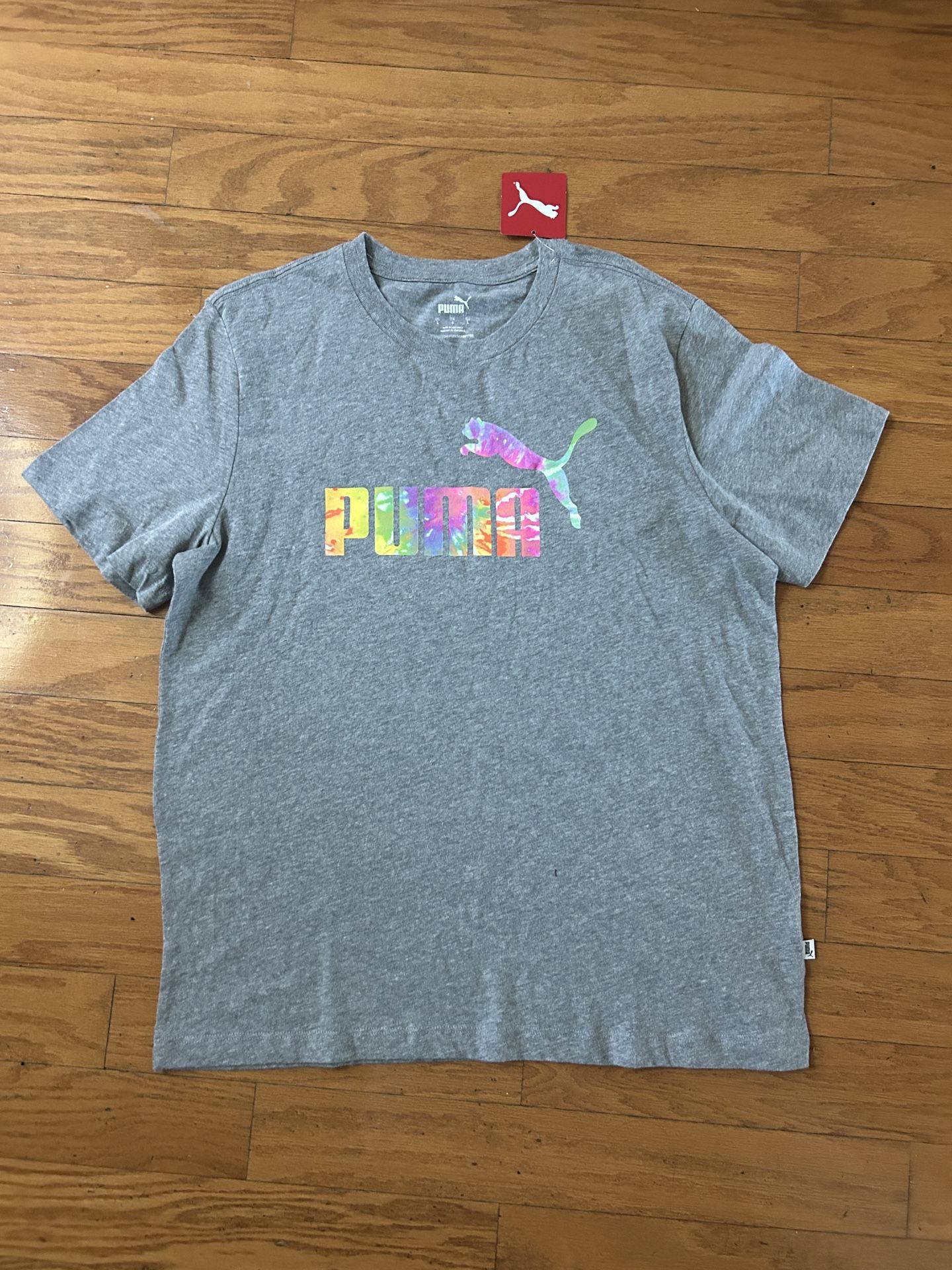 NWT Puma men’s T-Shirt with Colorful Logo size L
