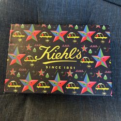 Keihl’s The Ultimate Head To Toe Hydration Essentials 