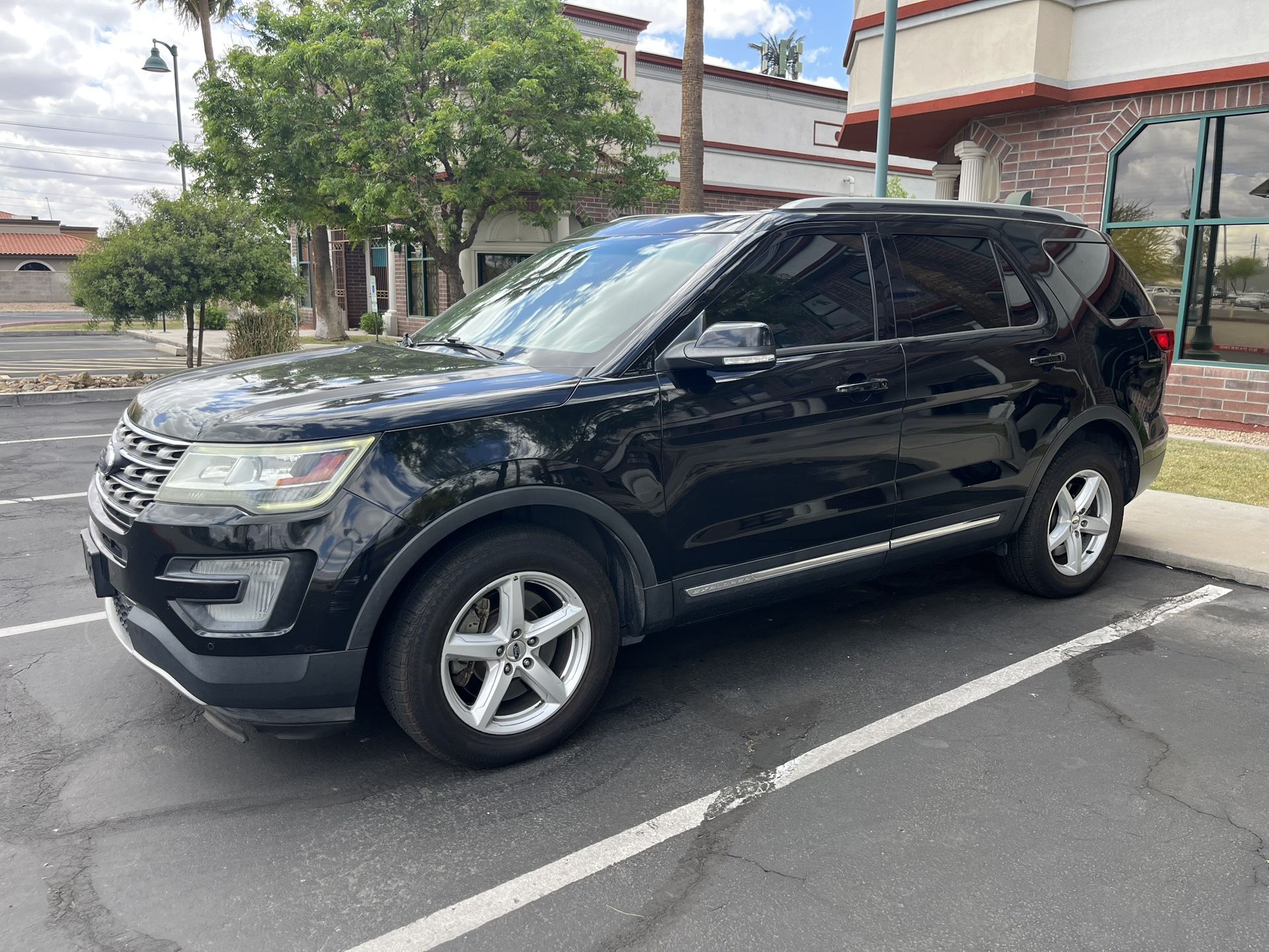 2017 Ford Explorer