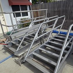 Stainless Steel Stairs With Platform