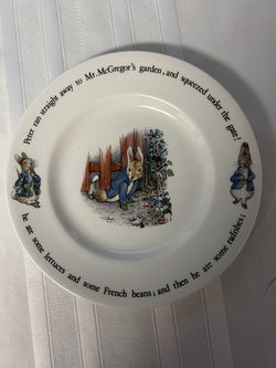 Wedgewood Peter Rabbit 8”W Child Plate