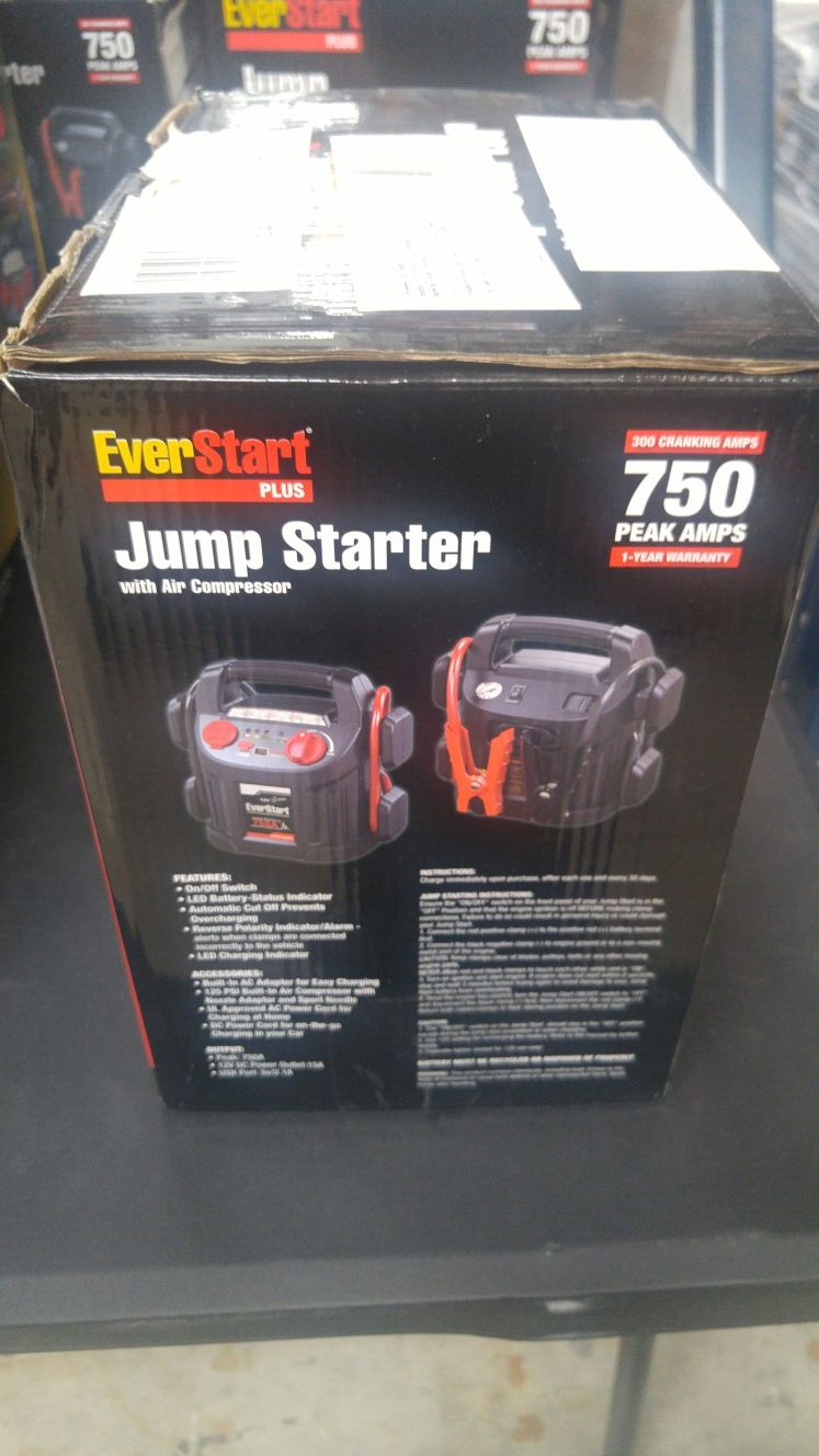 EverStart Plus Jump Starter w/ Air Compressor