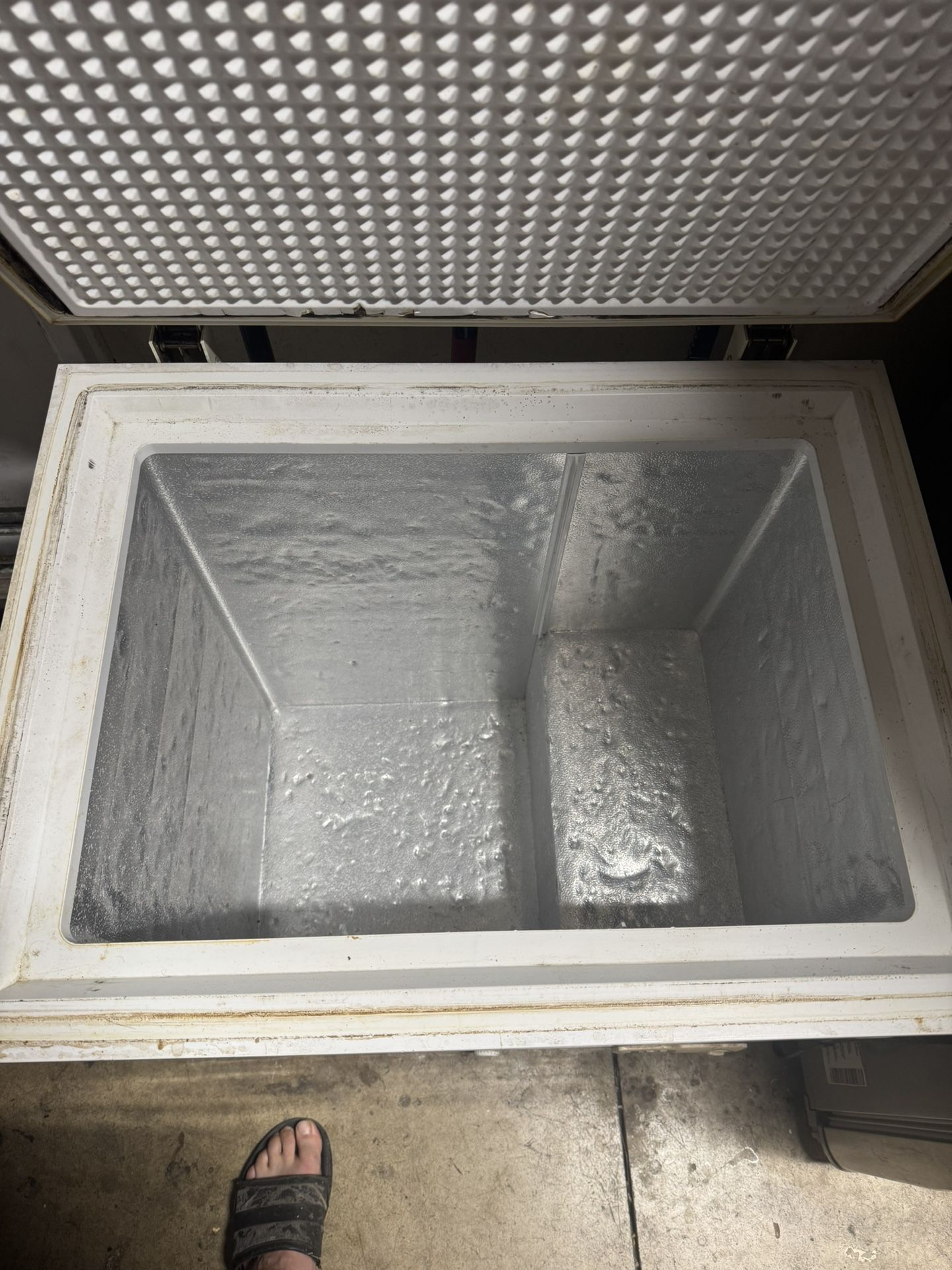 Freezer Chest - 5cuft - MAKE AN OFFER