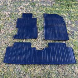 01 05 Honda Civic Floor Mats for Sale in El Cajon CA OfferUp