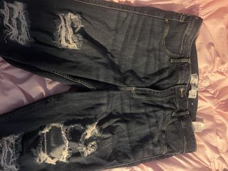 Woman’s Curvy High Rise Hollister Jeans  