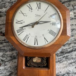 Vintage Tradition Clock 