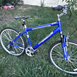 DIAMONDBACK mountain bike 26” wheels 21 speed bicycle