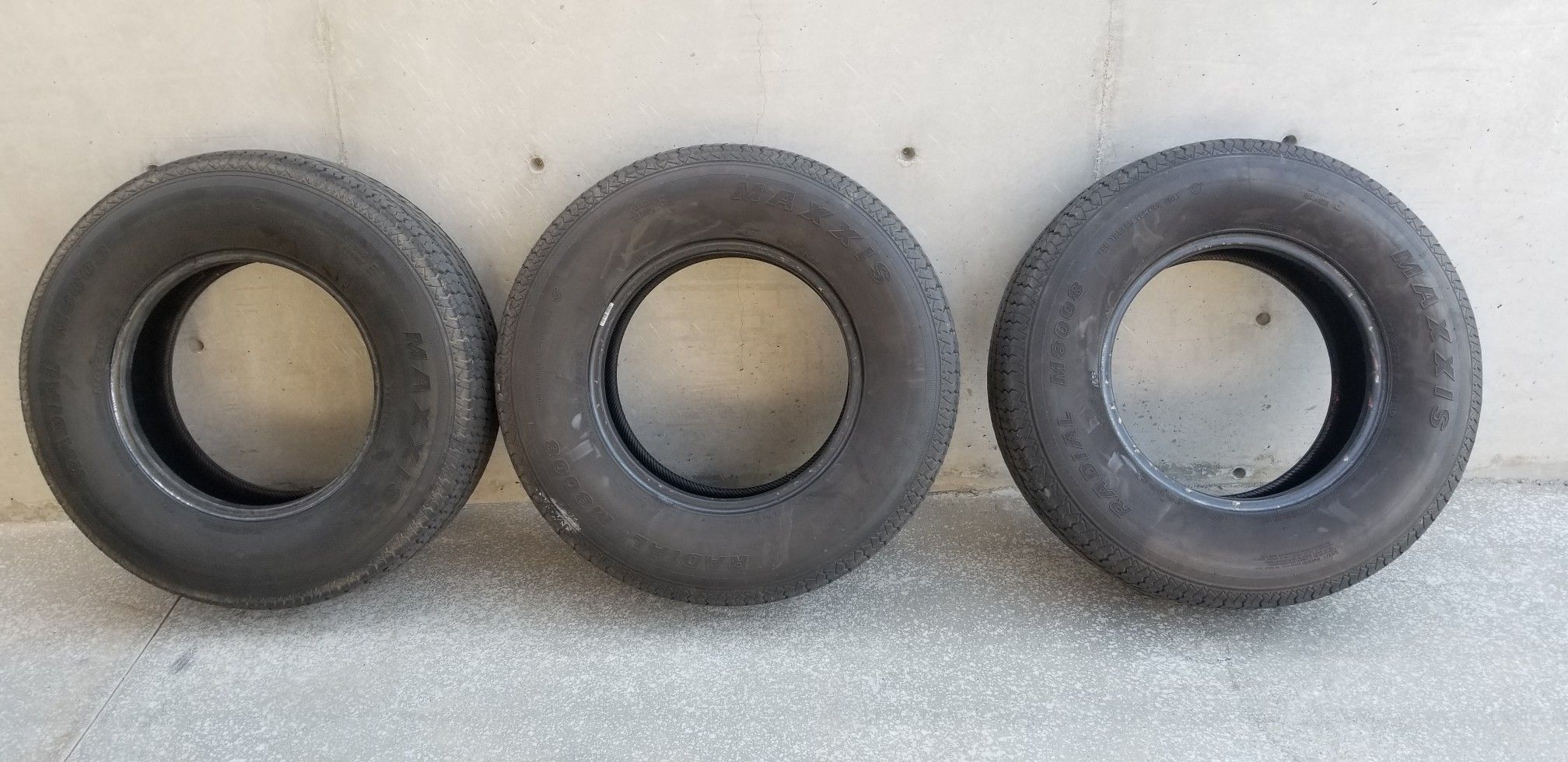 Maxxis trailer tires