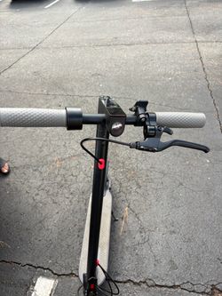 Electric scooter
