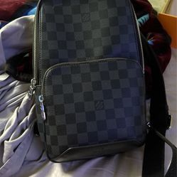 Louis Vuitton Crossbody Bag for Sale in Cincinnati, OH - OfferUp