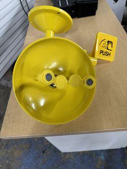 Eye Wash Station