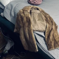 100% Authentic Mink Fur coat/poncho