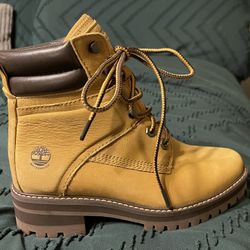 Woman’s Timberland Boots