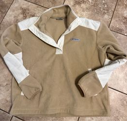 Women’s Columbia sweater size large