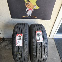 215/55/17 Kuhmo Tires (2)