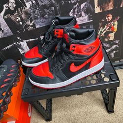 Jordan 1 Satin bred women's size 7