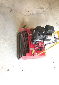 McLane 10 blade Reel mower w/ roller bar great condition for Sale in  Lawrenceville, GA - OfferUp