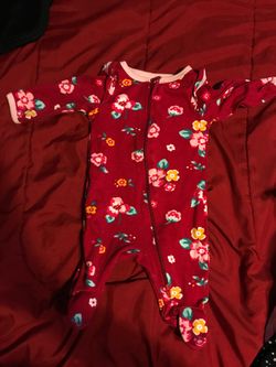 Newborn onesie $1