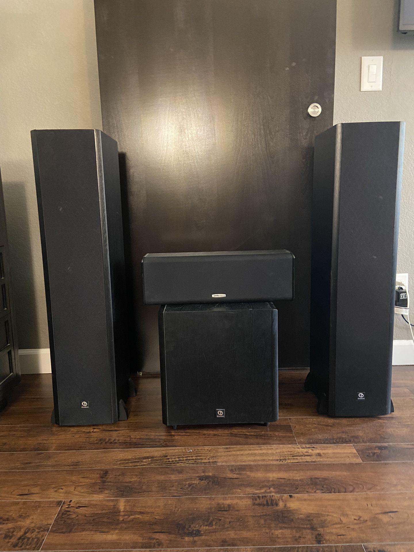 Boston acoustics CS226 Surround Sound Speakers for Sale in Gilbert, AZ