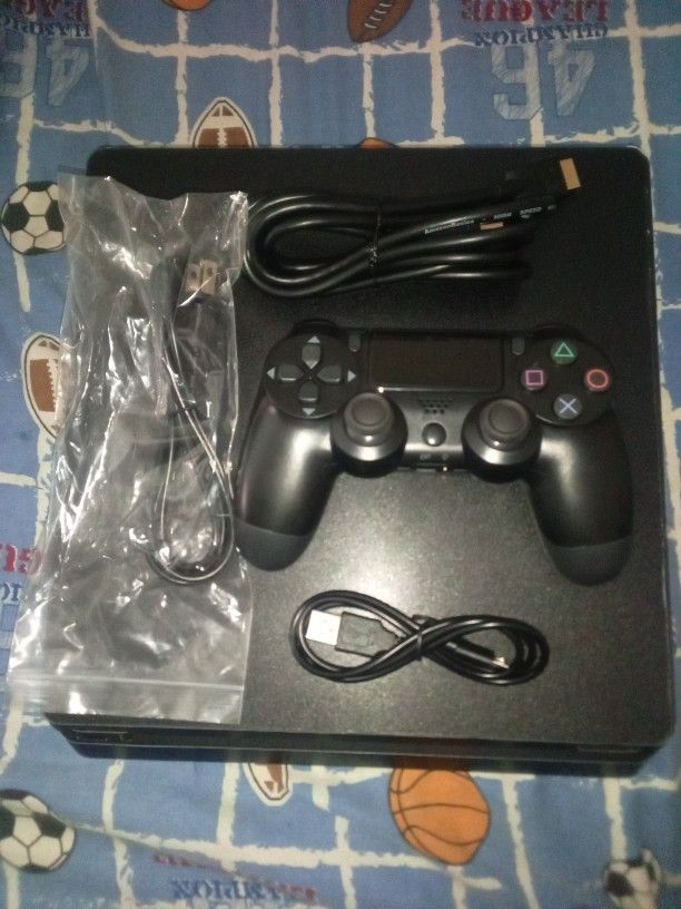 PS4 Slim