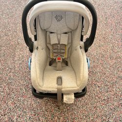 Uppa Baby Mesa Car Seat Carseat And Base With Uppa Baby Minu Stroller With Car seat Adapter