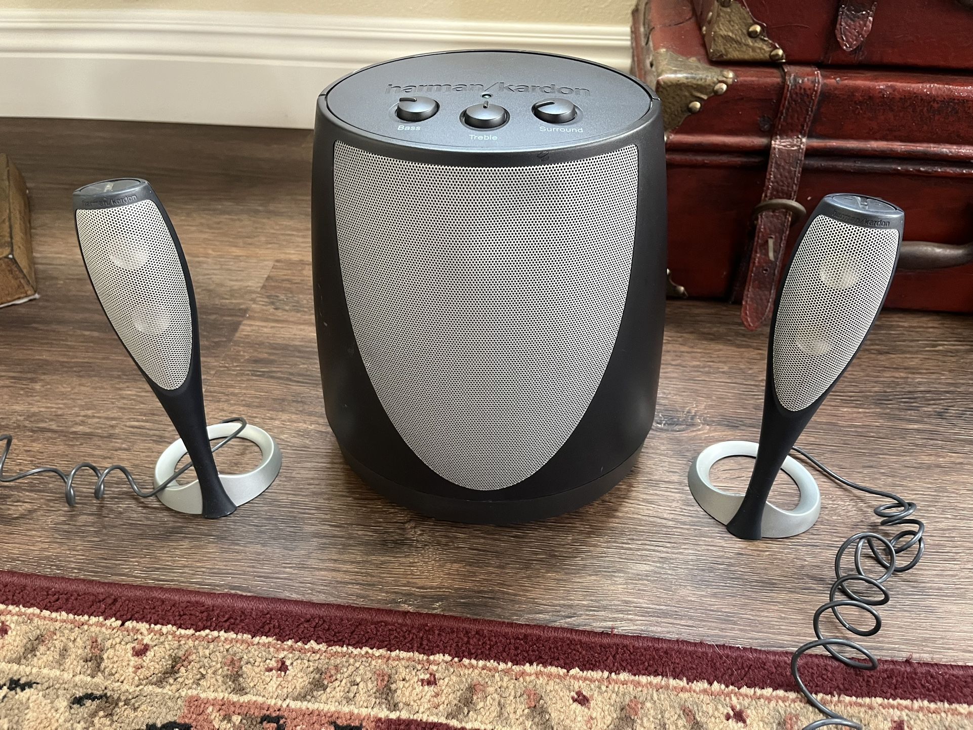 Harman Kardon HK695-01 Multimedia Computer Speakers System with Subwoofer