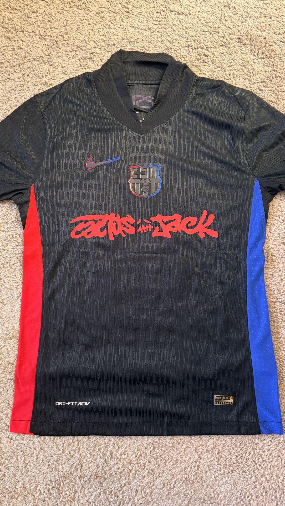 👀Barcelona Travis Scott Brand New Jersey