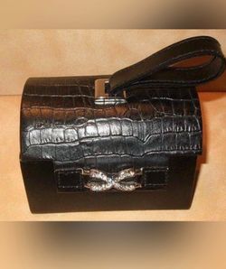 Wolf Designs Heritage Croc Embossed Black Leather Travel Jewlery Box