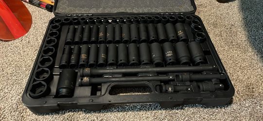 QUINN Impact Socket Set - 61 pc *NEW in Case*