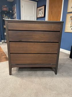 4 Drawer vintage Dresser