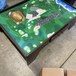 Kids Play Table