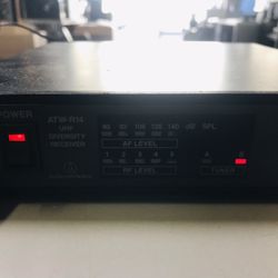 Audio Technica UHF Diversity Receiver Model ATW-R14 With Charger 
