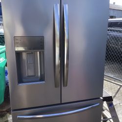 Frigidaire French Door Refrigerator Counter Depth ( Semi New)