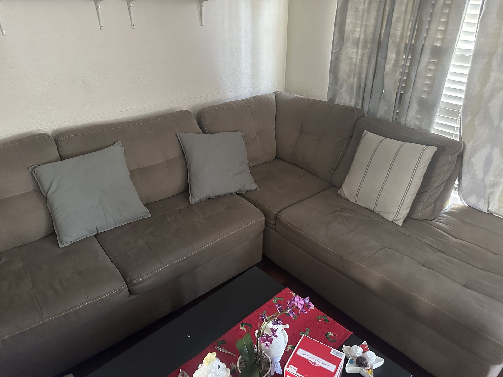 Sofás Free for Sale in Downey, CA OfferUp