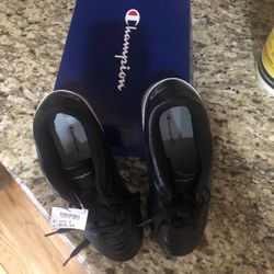 Kids Shoe Size 3 Champion
