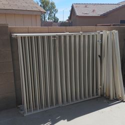 92 Feet Of 5 Foot Tall Fence With Gate And Posts