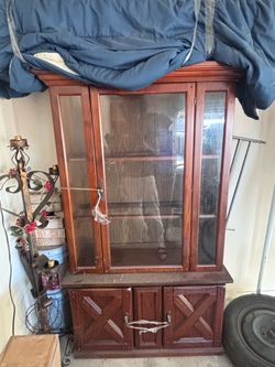 Chain Cabinet / Heart Lamp/