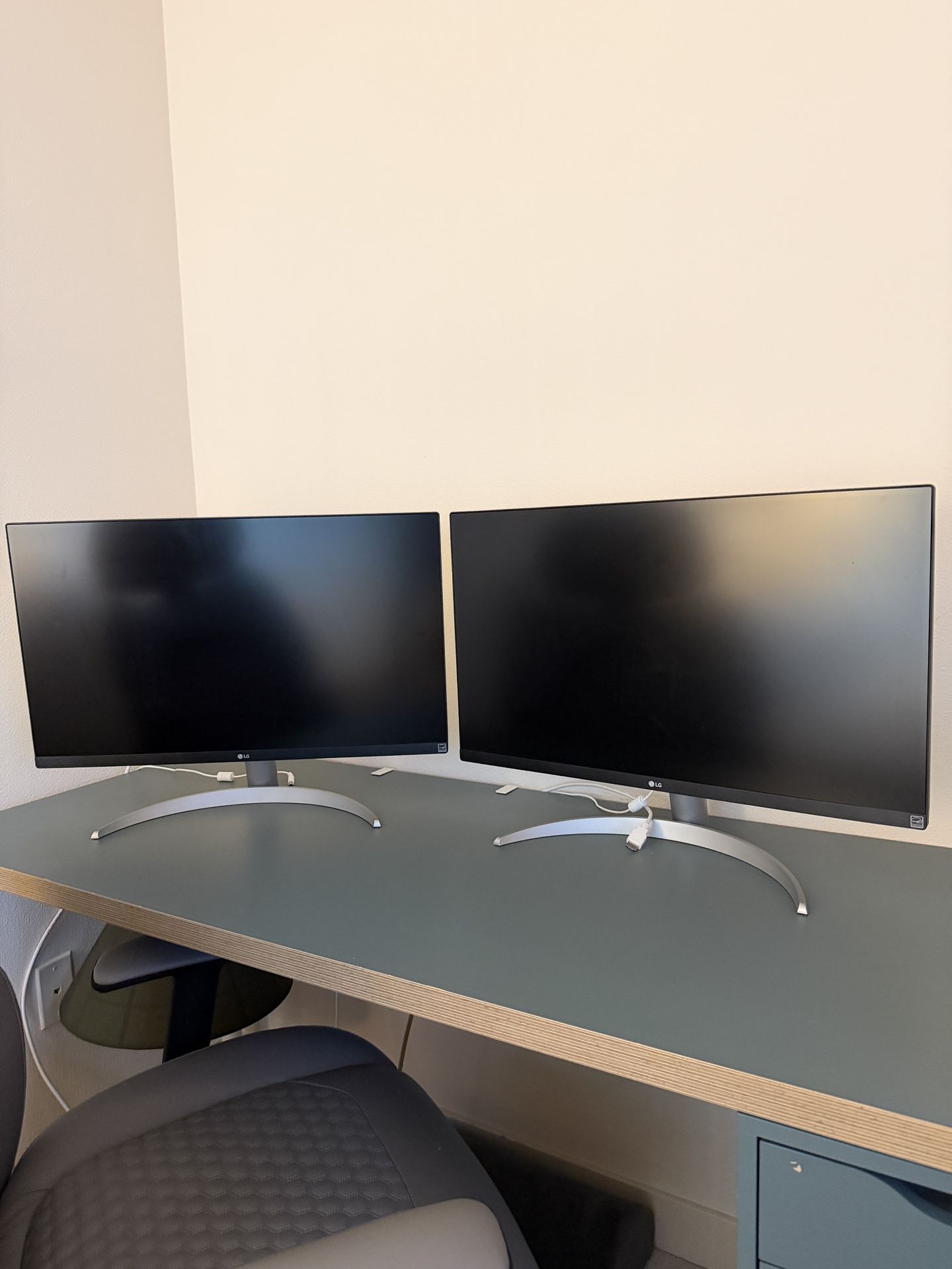 LG - 27" IPS LED 4K UHD Computer Monitor