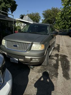 2004 Ford Expedition