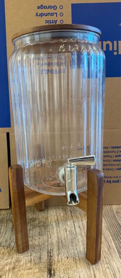 Beverage Dispenser with Wood Stand