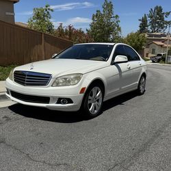 2008 Mercedes C-300 Luxury Sedan 4d